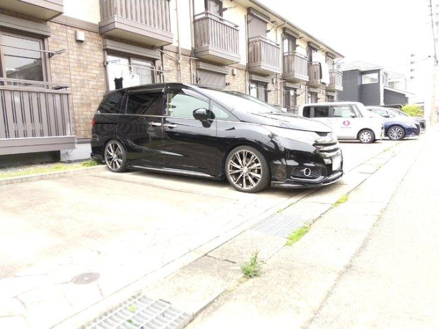 ヴァン　ヴェール　Ａ　　刈谷市近郊の賃貸はクラスホーム刈谷店の駐車場