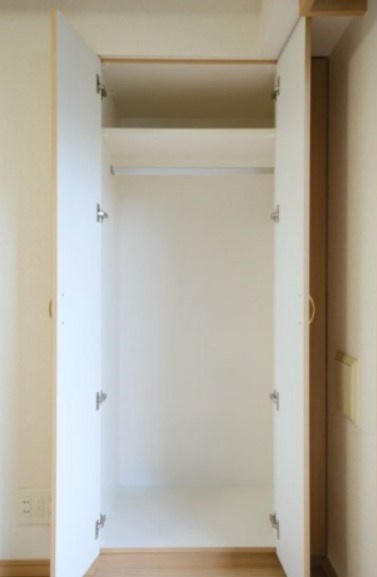 中野区丸山２丁目の賃貸マンションの収納