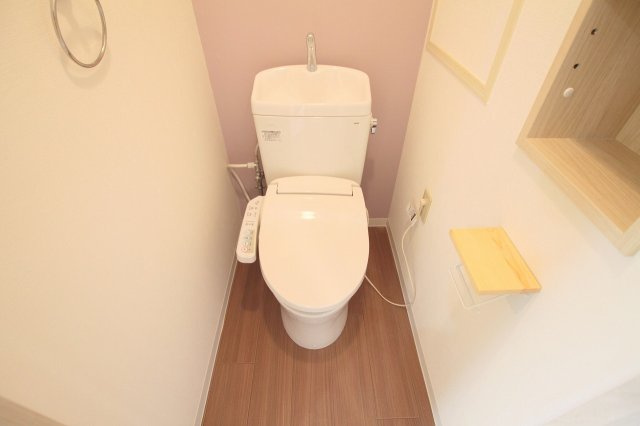アンソレイエ売布のトイレ|清潔感のあるトイレです