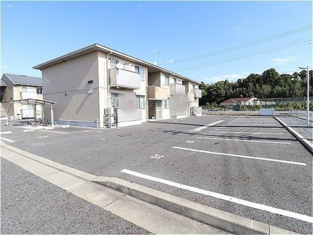 スカイブルー　Ｇの駐車場|カースペースがあります