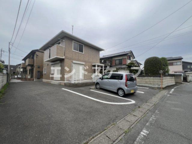 オーク　Ⅰの駐車場|高崎、前橋のお部屋探しはエンドスケープまで！お客様の理想お聞かせ下さい♪
