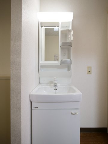 カルム今の独立洗面台|※写真は別の部屋のものです。