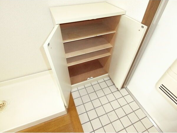 ラルーチェ若宮の収納