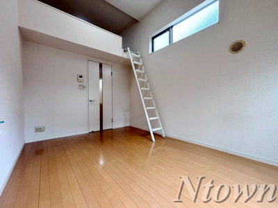 【居間・リビング】 | カーサ・ルチア志賀本通 | 使いやすい居間です