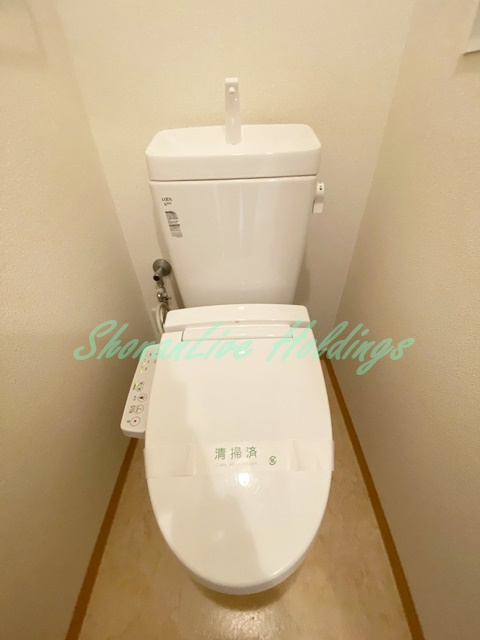 茅ヶ崎市元町の賃貸マンションのトイレ