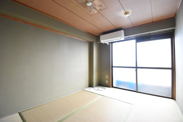 シャトル山之内の寝室