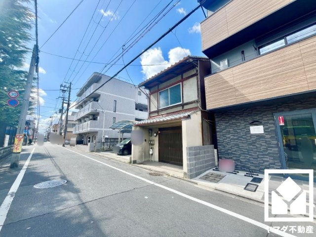 伏見区深草北鍵屋町の外観