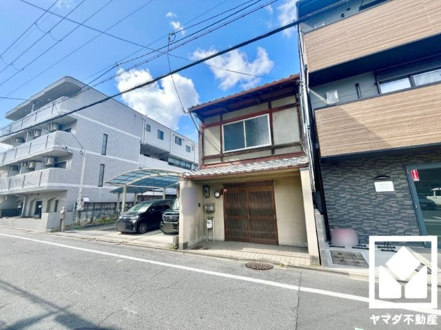 伏見区深草北鍵屋町の外観
