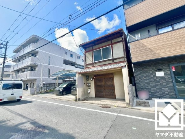 伏見区深草北鍵屋町の外観