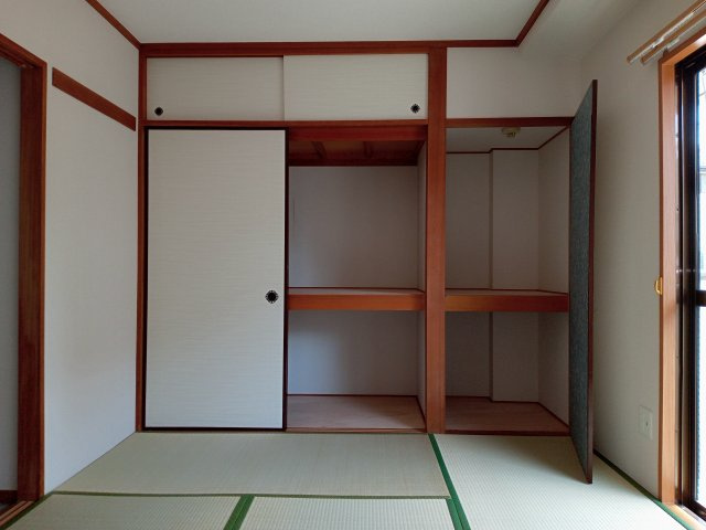 川崎市多摩区生田１丁目の賃貸マンションの和室