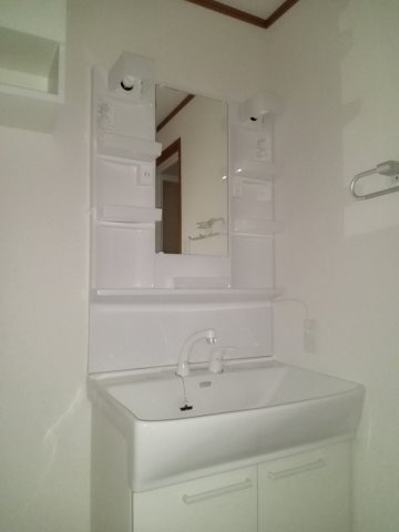 川崎市多摩区生田１丁目の賃貸マンションの洗面所