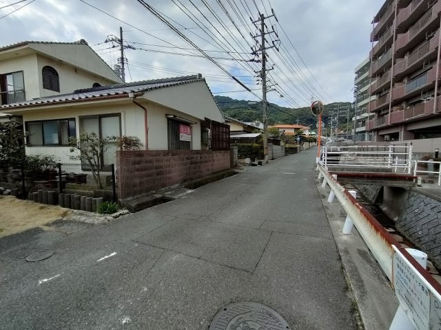 長府安養寺四丁目　土地の周辺