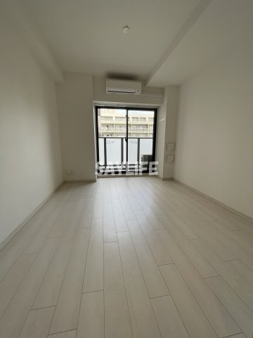 アドバンス大阪シックの居間・リビング