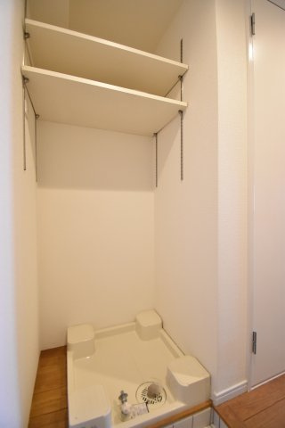 フレンドシップ1の内装