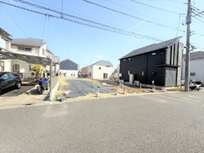 【外観】 | 土地＋建物８９平米～９４平米＝７，８８０万円～８，７８０万円【仲介手数料２２０～２５０万円が無料！】 | 春の特別キャンペーン！
日本一の家計応援サービスに挑戦中！
「物件概要」の「諸費用」欄をご覧下さい！
■祖師ヶ谷大蔵駅からウルトラマン利用しやすい立地です。
■４ＬＤＫ
■車２台