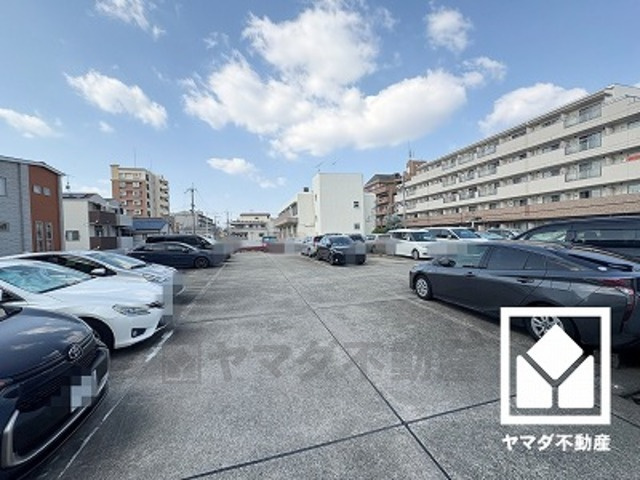 ジークレフ武庫川公園の駐車場|現在、駐車場に空きがございます。空き状況は変動いたしますので、詳細は弊社スタッフまでお気軽にお問い合わせください。