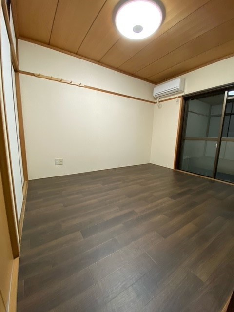 ライオンズマンション清住の洋室
