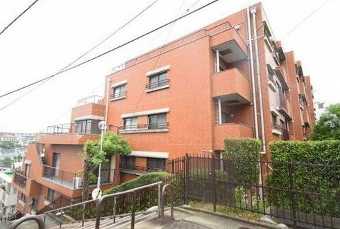 ライオンズマンション清住の外観