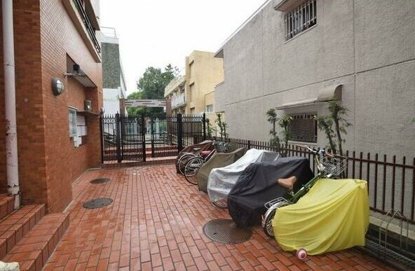 ライオンズマンション清住の外観