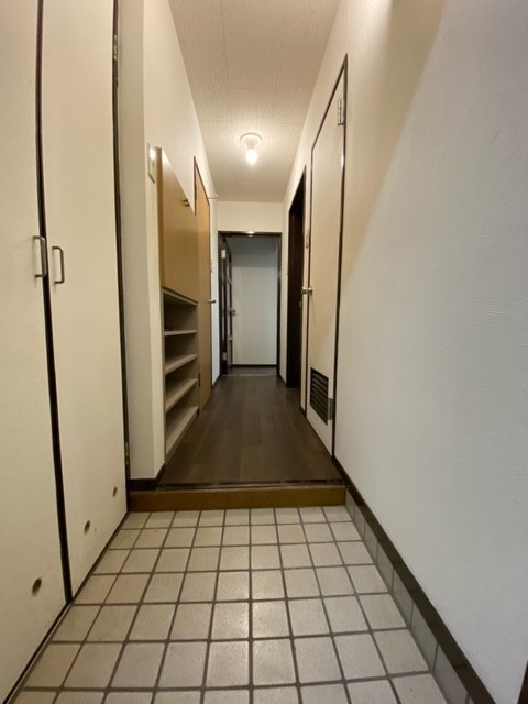 ライオンズマンション清住の玄関