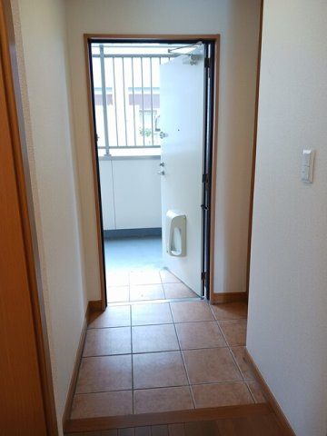 ポワール　　刈谷市近郊の賃貸ならクラスホーム刈谷店の玄関|玄関です