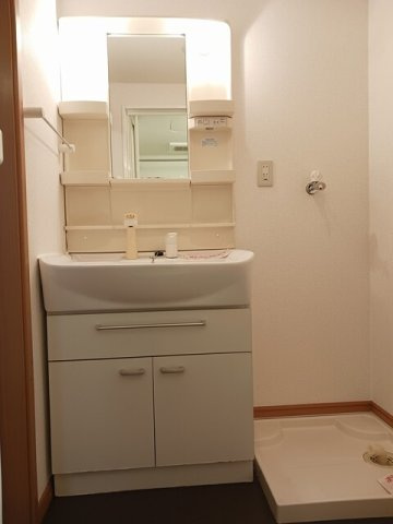 ポワール　　刈谷市近郊の賃貸ならクラスホーム刈谷店の洗面所|脱衣スペースもあります