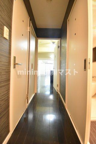 ジューム南船場の玄関