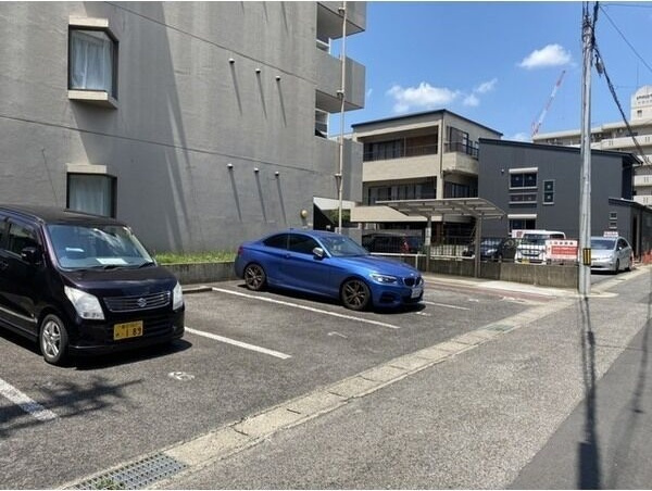 A-Flatの駐車場