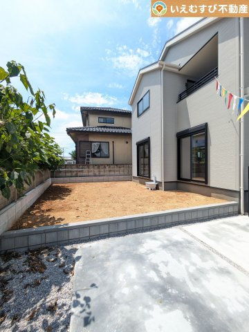 Livele Garden.S　上里町七本木第6の庭|ガーデニングが楽しめそう
季節の草花で彩りを！ガーデニングで緑あふれる景色を作るのも楽しみ♪