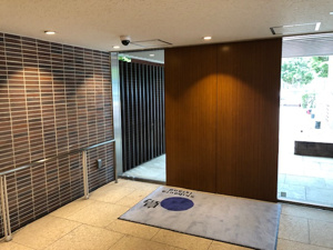 【エントランス】