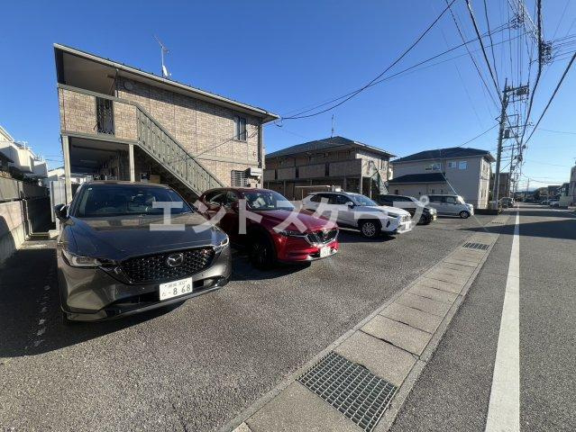 メゾン ソニア　Ａの駐車場|高崎、前橋のお部屋探しはエンドスケープまで！お客様の理想お聞かせ下さい♪