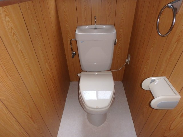 羽島貸家のトイレ