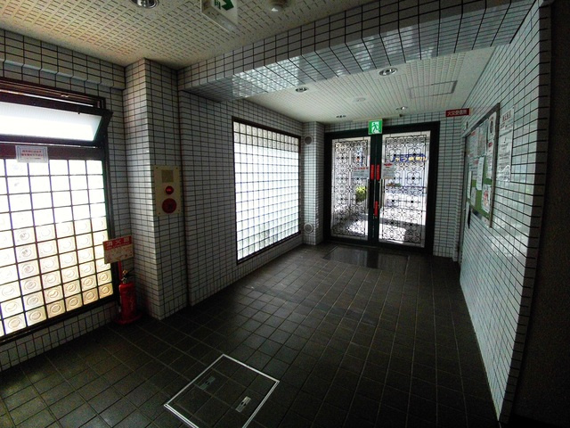 シャルムメゾン六甲道のエントランス