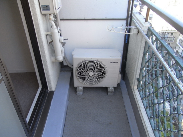 シャルムメゾン六甲道のバルコニー