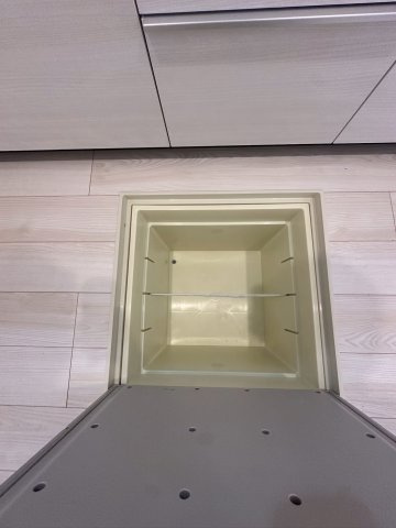 リーブルガーデンうるま市高江洲・３号棟のキッチン|キッチンの床下収納