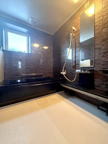 恵庭市駒場町5丁目の浴室|洗い場広々の大きなユニットバス！