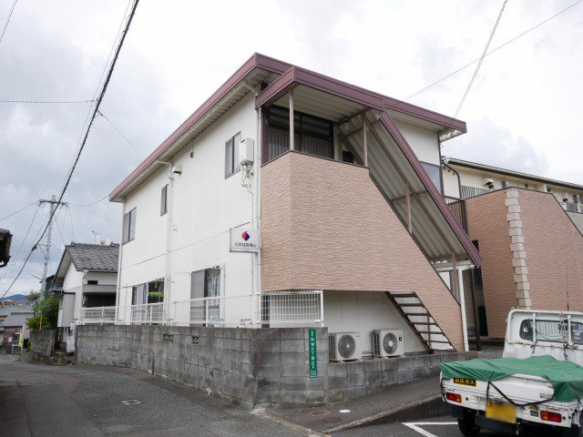 スカイコートB棟の外観
