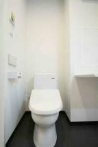 【トイレ】 | コンポジット野方 | 温水洗浄便座。