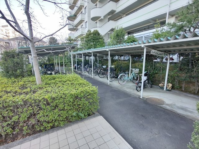 【駐輪場】の画像