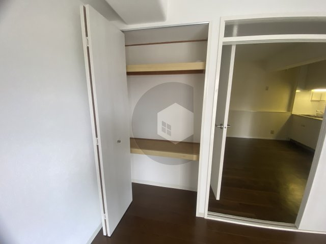 シャルム小阪1番館の収納