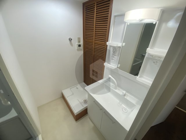 シャルム小阪1番館の洗面所