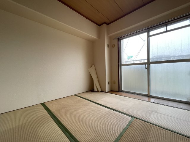 カルム東大阪の内装|和室があれば客間としても活用できます