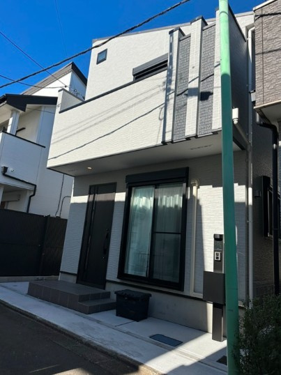 春日町戸建の外観