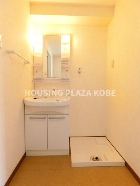 ティエスビル須磨の洗面所