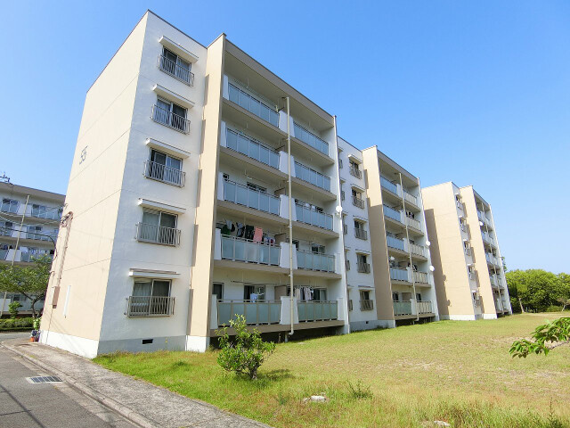 高倉台11団地55号棟