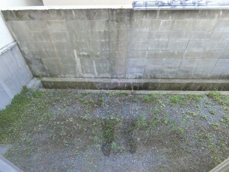 高倉台５丁目貸家のバルコニー