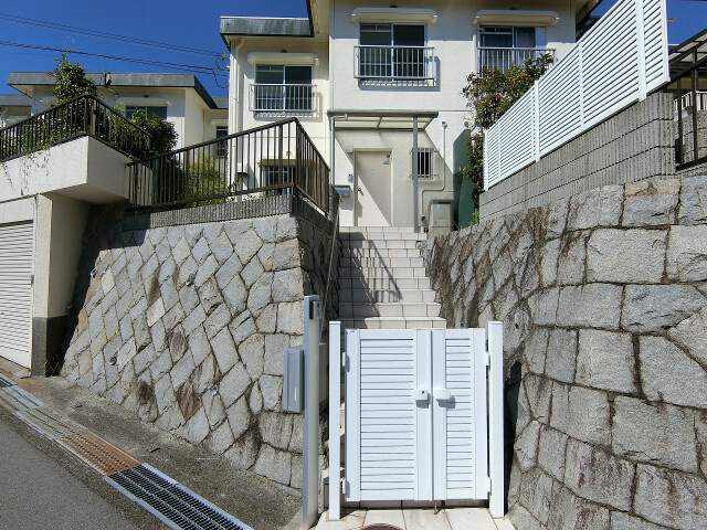 高倉台５丁目貸家の外観