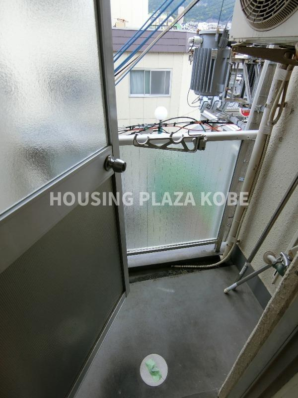 お福ビルのバルコニー