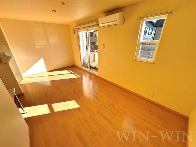 メゾンドスリーゼの居間・リビング