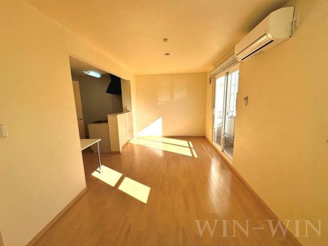 メゾンドスリーゼの居間・リビング